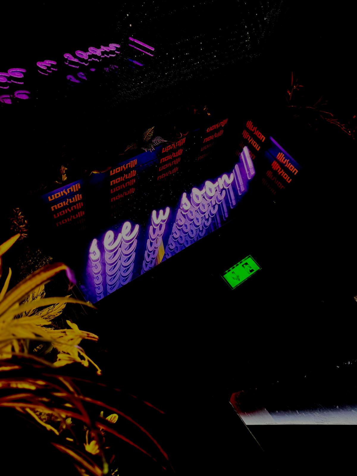 illusion Lounge Neonschild see u soon